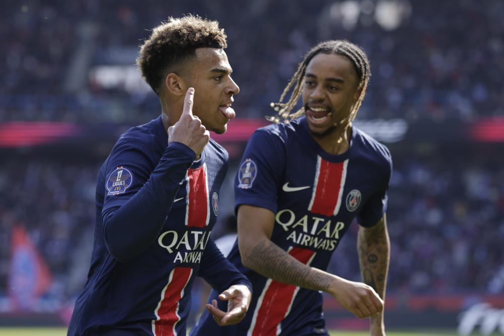 轻球员展现 轻球员展现